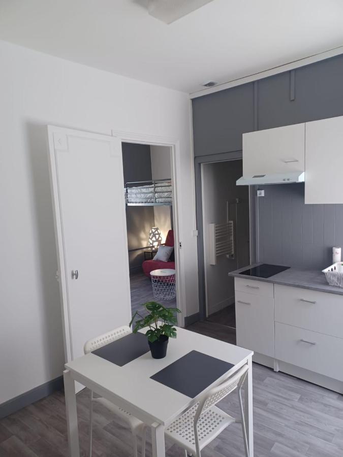 Le Carnot Proche Gare Et Iut Chez Adrien Apartman Saint-Quentin  Kültér fotó