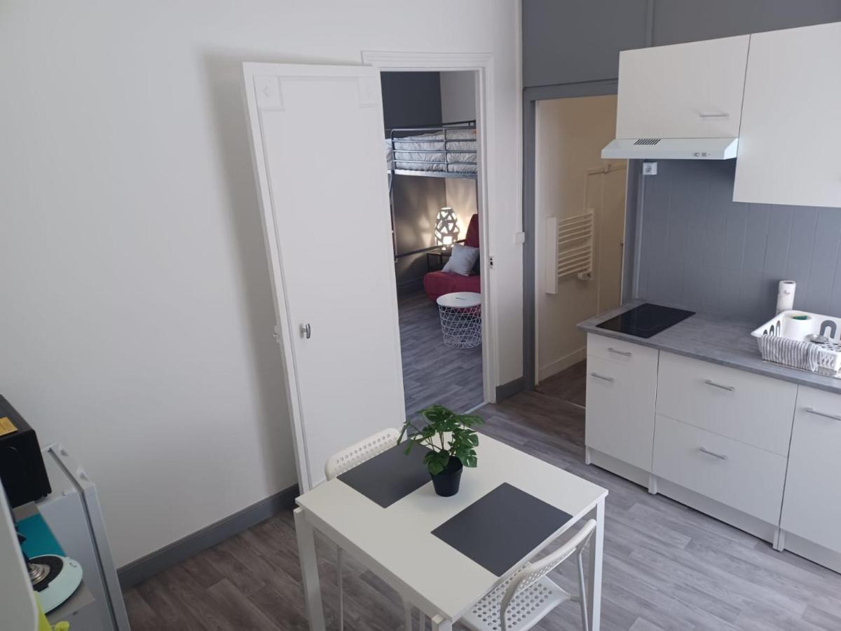 Le Carnot Proche Gare Et Iut Chez Adrien Apartman Saint-Quentin  Kültér fotó
