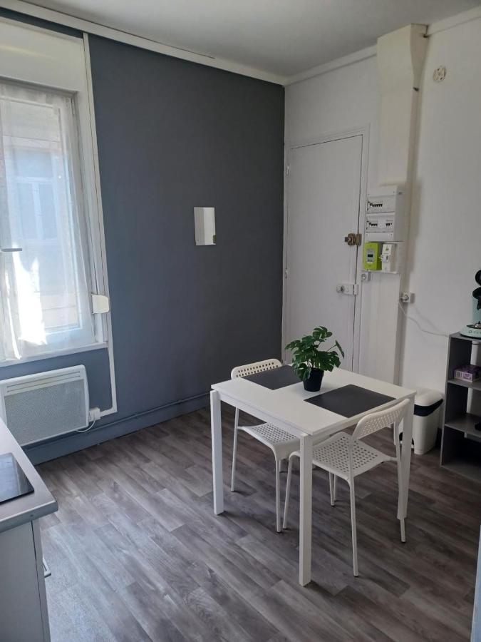 Le Carnot Proche Gare Et Iut Chez Adrien Apartman Saint-Quentin  Kültér fotó